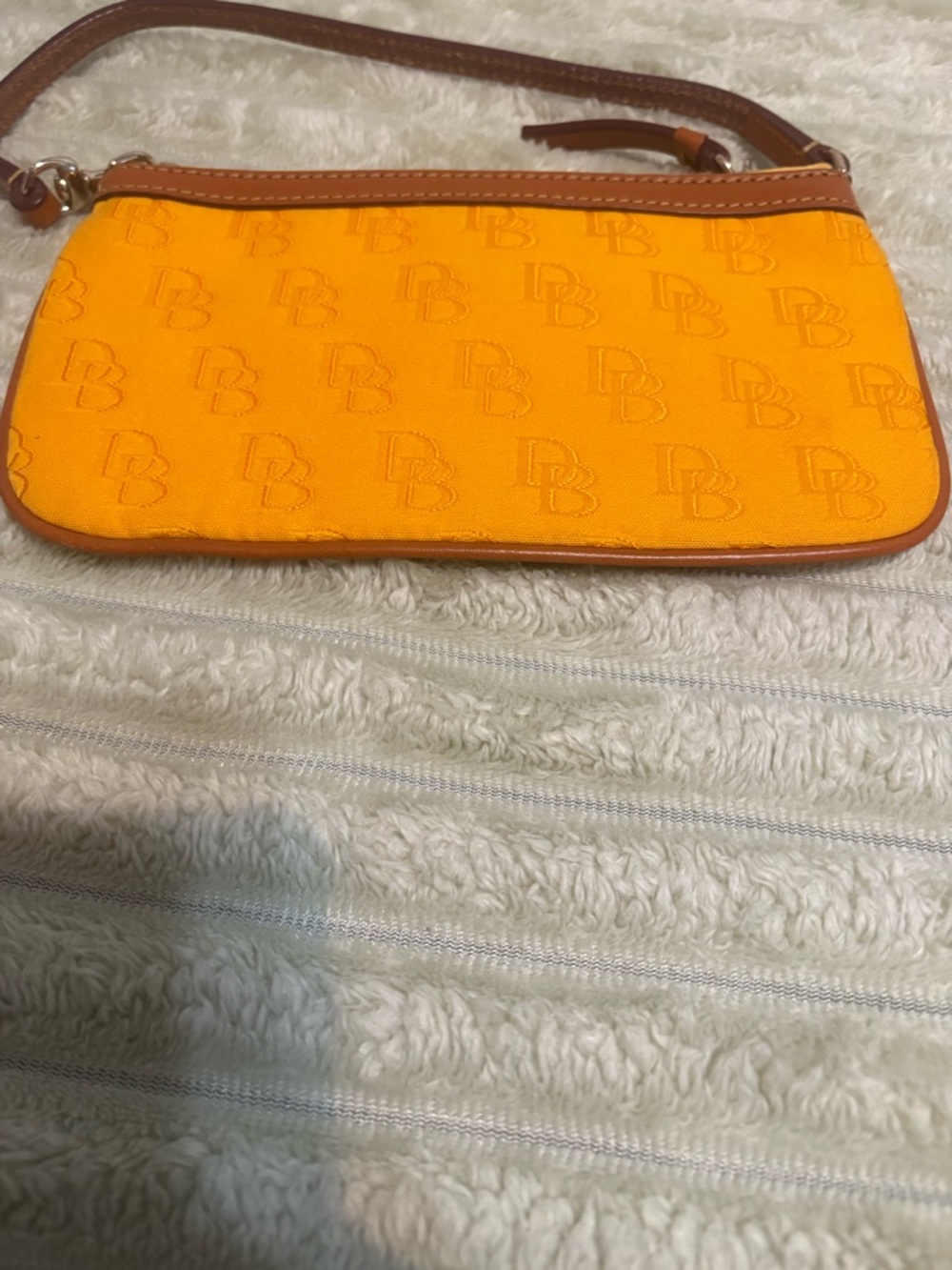 Dooney & Bourke Dandelion Coated cotton/orange Embossed DB Wristlet w/Brown Trim - Picture 5 of 8